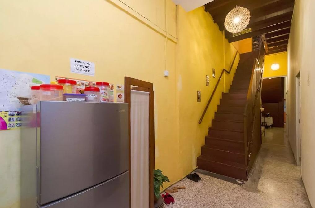 Cocoa Mews Cafe And Homestay George Town Exterior photo