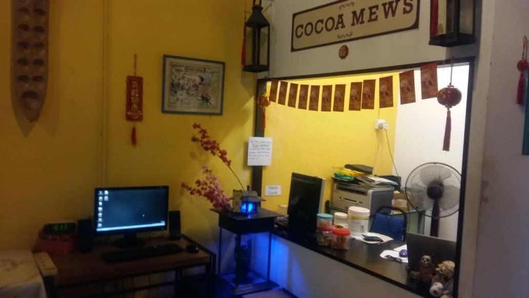 Cocoa Mews Cafe And Homestay George Town Exterior photo
